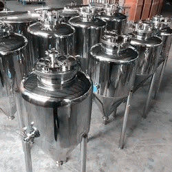 Un buen precio. Fermento de acero inoxidable conico en línea